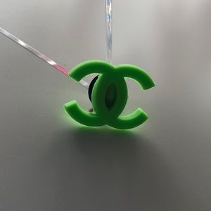 Croc Charms 💚💗